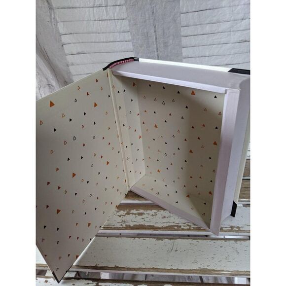 Halloween prop book skeleton‎ decor home - Picture 2 of 8